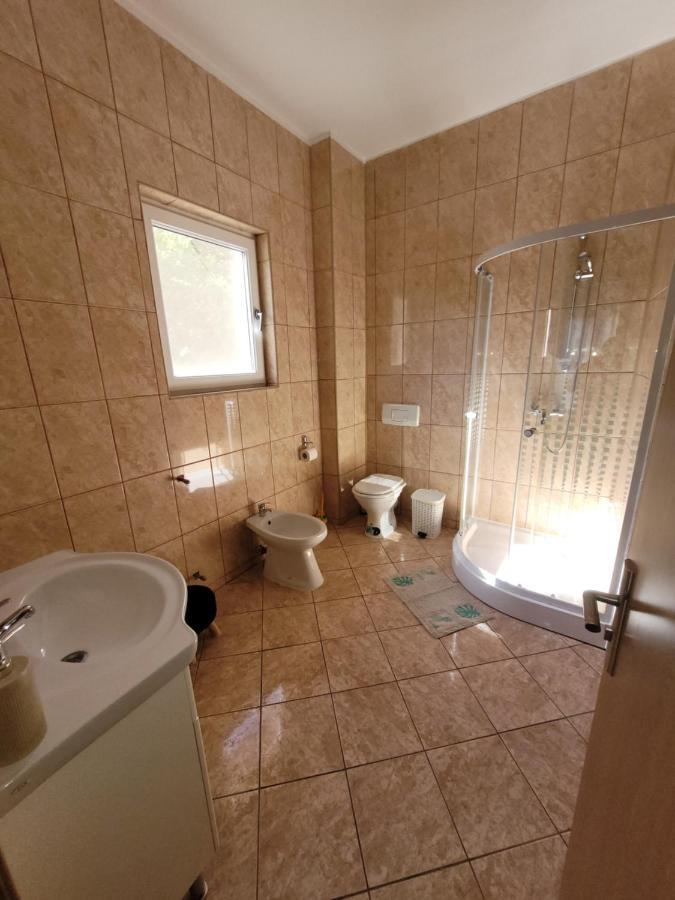 ホテル Casa Patryk Orşova エクステリア 写真